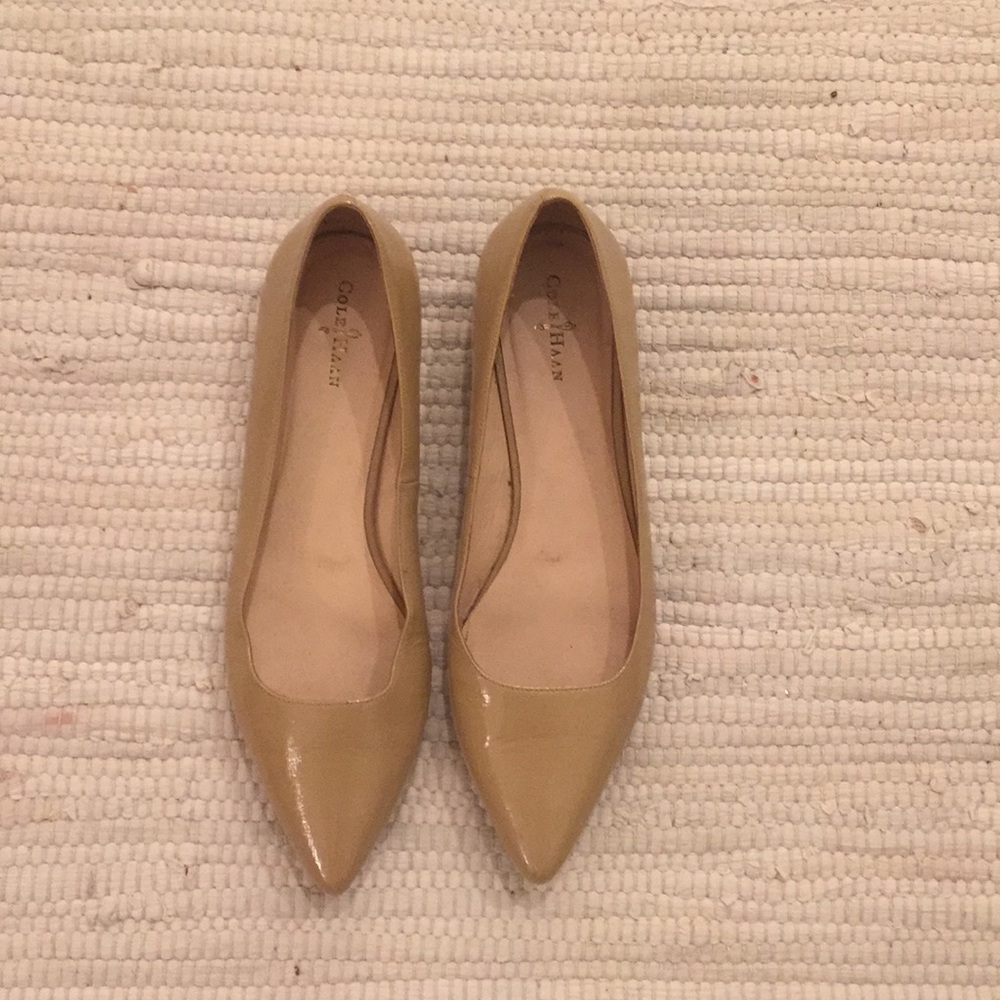 Tan flats